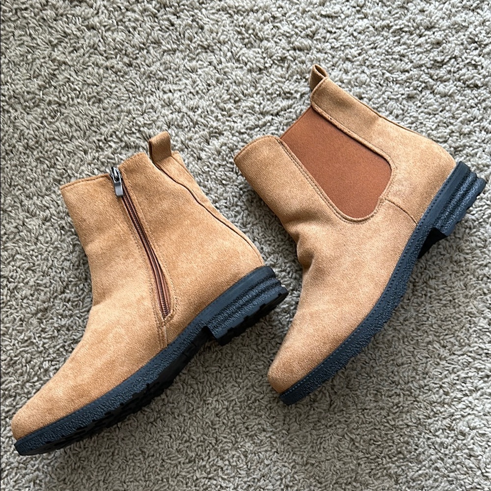 Chelsea boots